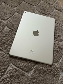 iPad Air 2.gen., 64GB - 9