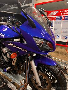 Yamaha FZS 600 Fazer - 9