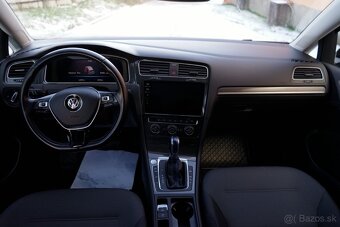 Volkswagen e-Golf - 9