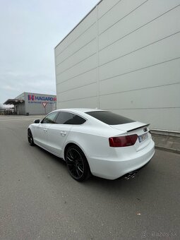 Audi A5 2,0 TDI Quattro S-line - 9