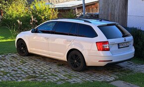 ŠKODA OCTAVIA 3 COMBI 1.6 TDI - 85 kW r.v. 2018 - 9