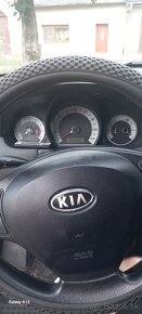 Kia Ceed - 9