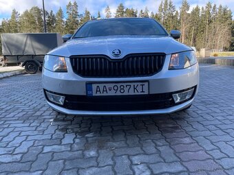 Škoda Octavia  2.0 TDI CR-DSG - 9