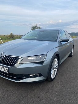 Škoda superb - 9