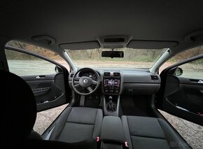 VW Golf Trendline 1.4 16V - 9