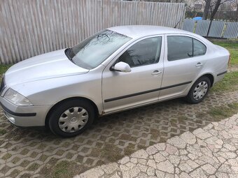 Škoda Octavia 1,6 benzín tsi 75KW 2007 - 9