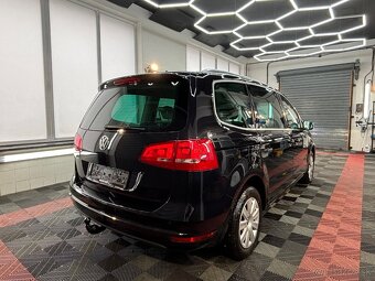 Volkswagen Sharan 2.0 TDI Highline DSG - 9