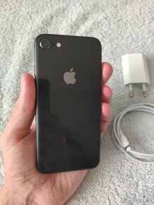 Apple iphone 8 64GB - 9