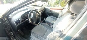 Peugeot 407SW - 9