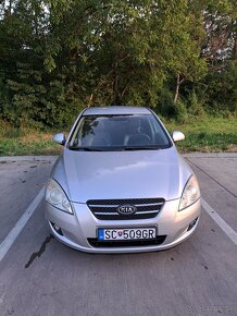 Kia Ceed - 9