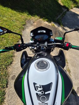 Kawasaki Z800 - 9