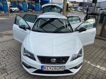 SEAT LEON 1.5 TSI 130k FR, BLACK LIMITED - 9