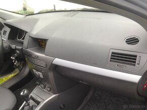 rozpredám opel astra H, zafira B - 9