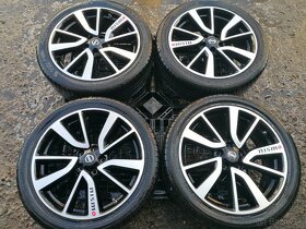 Alu sada = 5x114,3 = orig. NISSAN = s pneu = 225/45 R19 - 9