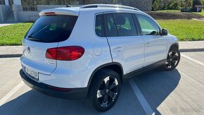 Volkswagen Tiguan 2.0 TDi 4x4 DSG - 9