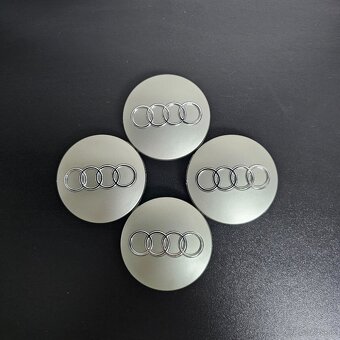 ✅AUDI✅STREDOVE KRYTKY KOLIES, 68 MM - 8D0601170 - 9