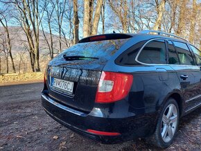 Škoda Superb Combi 2.0 TDI CR 140k Ambition - 9