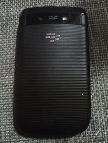 BlackBerry tourch - 9