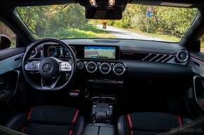 Mercedes-Benz CLA AMG 35 4MATIC A/T - 9