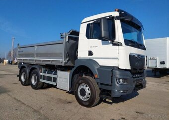 MAN TGS 35.520 6X6 BB CH nafta 382 kw - 9