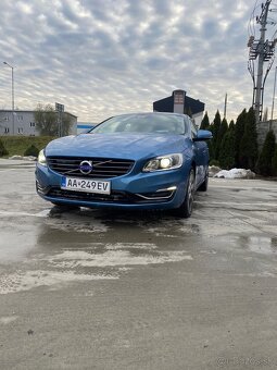 Volvo v60 D6 - 9