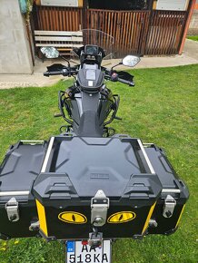 SUZUKI DL 1050 XT V-strom - 9