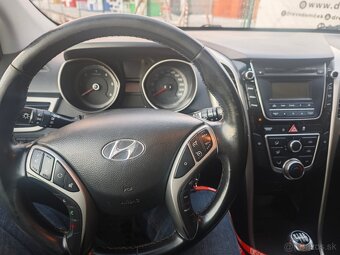 Hyundai i30 CW 1.6 CRDi 2016 - 9