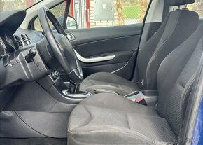 Peugeot 308 1,6 HDI Confort Pack nafta manuál 66 kw - 9