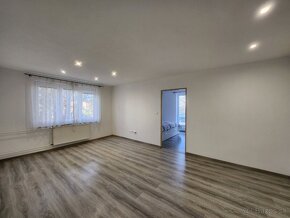 2 izb. byt po kompletnej rek., 56 m2 + loggia, Nová Dubnica - 9