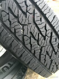 215/80 r15 allterain , 6x139,7 - 9