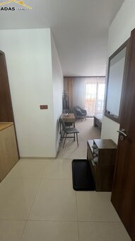 Ponúkame na predaj 1-izbový byt s balkónom v apartmánovom do - 9