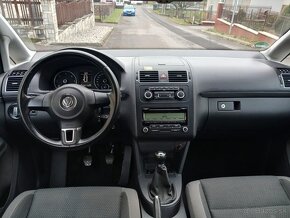 Volkswagen Touran 2.0 TDI - 9