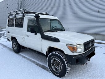 Toyota Landcruiser HZJ 78, 4x4, tažné 3500 kg - 9