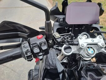 BMW F750/850 GS TripleBlack - 9