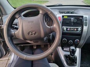 Predám Hyundai Tuscon 2.0 CRDi 4WD - 9