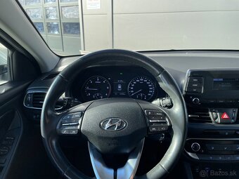 Hyundai i30 1.6CRDi M6 Comfort+Comfort pck. Záruka, aut. Ser - 9