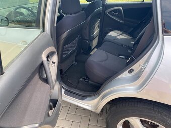 TOYOTA RAV4 2.2 D4-D  4x4  splátky už od 80€-mes.... - 9