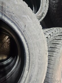 Zimne pneumatiky 205/60 r16 - 9