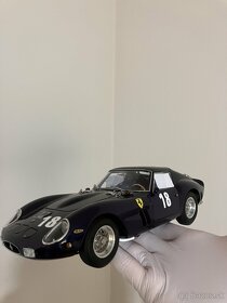 Ferrari 250 GTO 1/18 CMC - 9