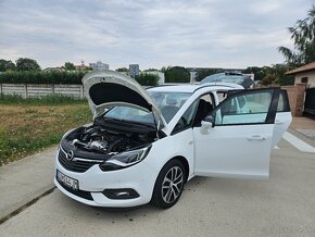 OPEL ZAFIRA TOURER 96KW AUTOMAT 2019 odpočet DPH - 9