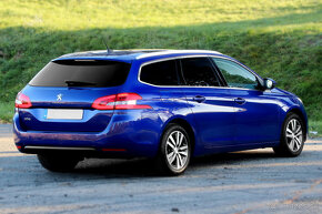 Peugeot 308 SW 1.2 PureTech INDIVIDUAL Panorama - 9