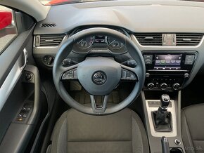 Škoda Octavia Combi 2.0 TDi M6, r.v.: 2020 - 9