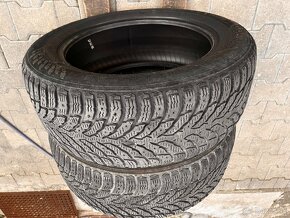 225/55R17 Nokian zimne - 9