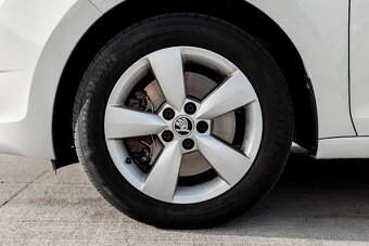 Škoda Rapid 1.6 TDI Elegance 77KW - 9