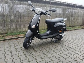 Piaggio Vespa ET4 125 - 9