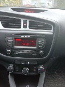 KIA ceed 1.4 - 9