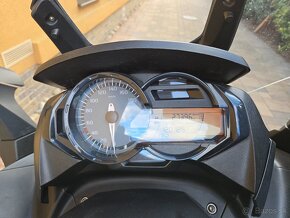 Predám skúter BMW c650 GT - 9