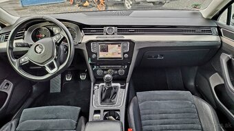 Volkswagen Passat Variant 2.0 TDI BMT Highline - 9