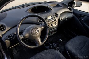 Toyota Yaris 1.0 VVT-i - 9