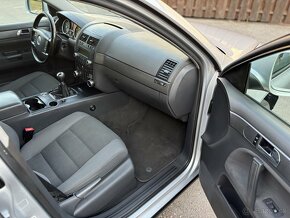 Volkswagen Touareg 3.0 TDI V6,   1. Majiteľ, Manuál, Ťažné - 9